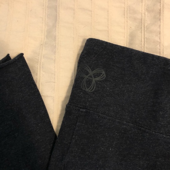 TNA Equator Legging - Heather Grey - Picture 5 of 6